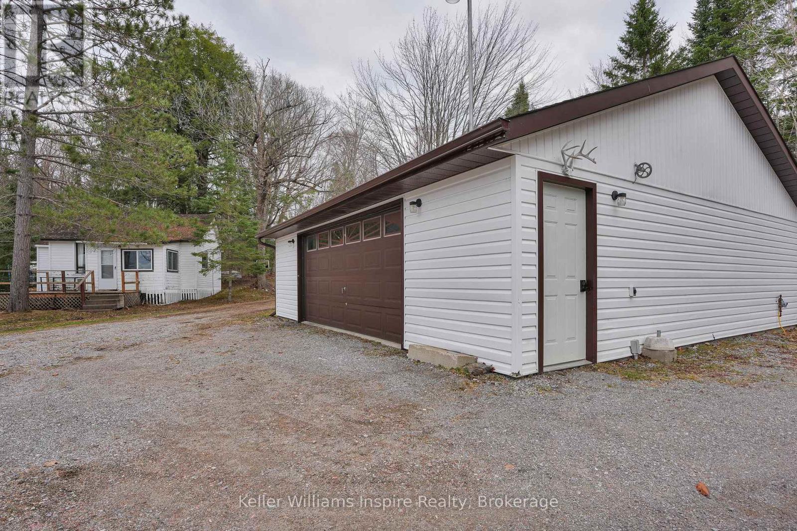 30 LAKE VIEW LANE - 4