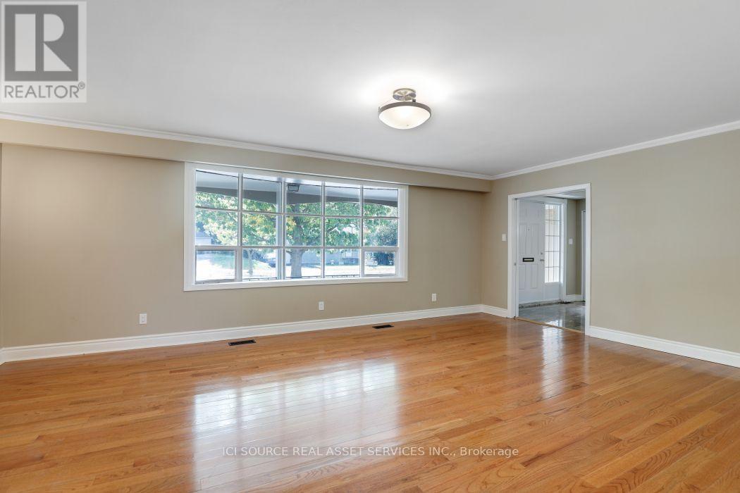 6 Bed, 4 Bath House for Rent in Ottawa – 1371 KILBORN AVENUE, Ottawa – MLS# X13643302 - Image 12