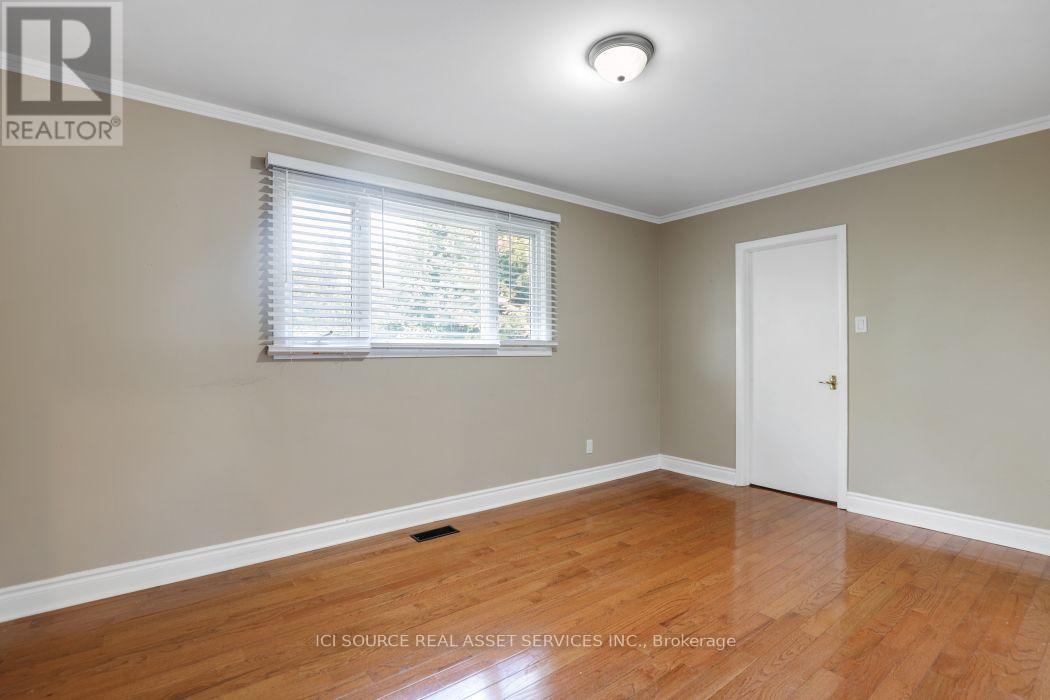 6 Bed, 4 Bath House for Rent in Ottawa – 1371 KILBORN AVENUE, Ottawa – MLS# X13643302 - Image 25