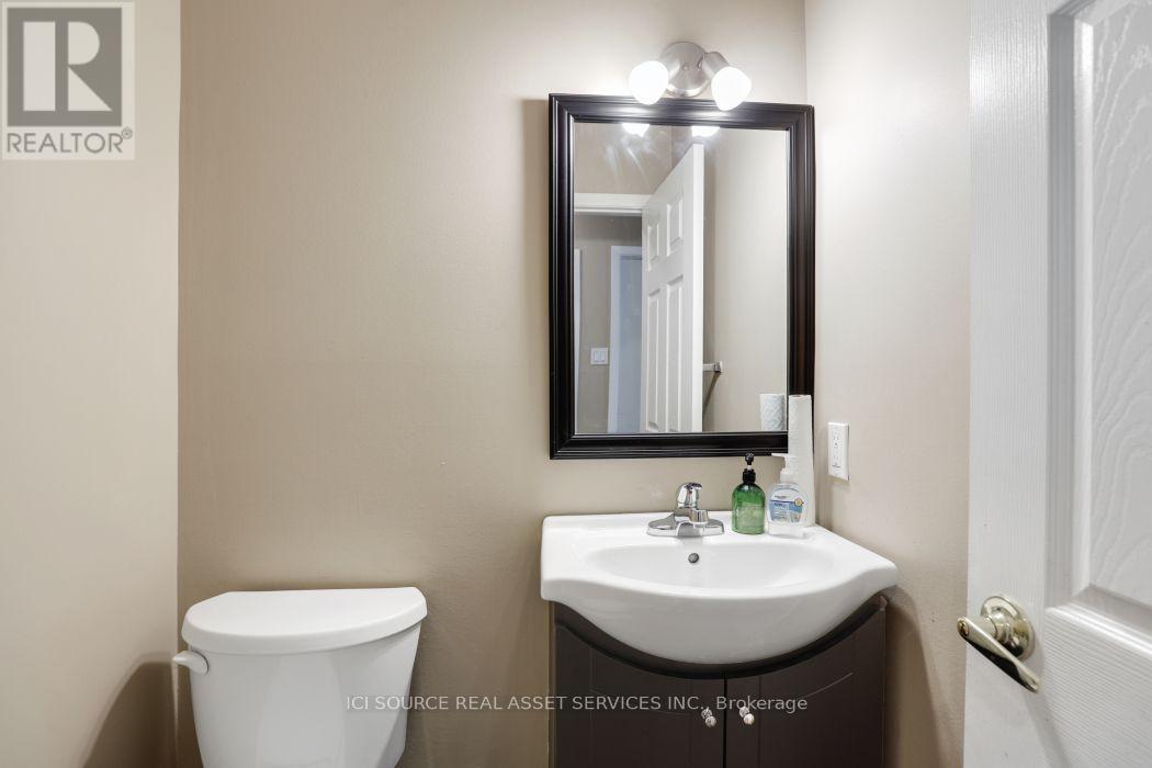 6 Bed, 4 Bath House for Rent in Ottawa – 1371 KILBORN AVENUE, Ottawa – MLS# X13643302 - Image 9
