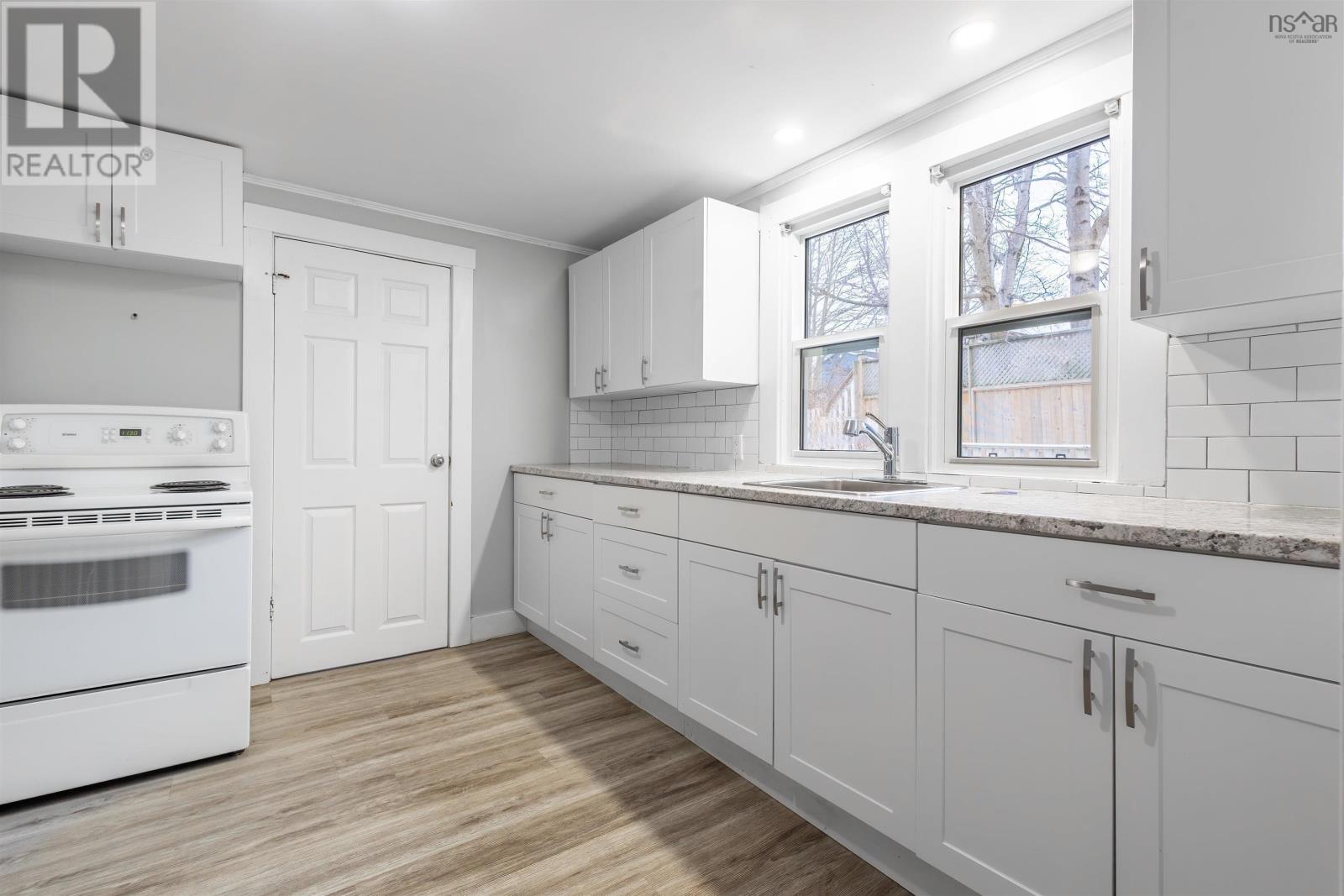 120-124 Colby Street - 13