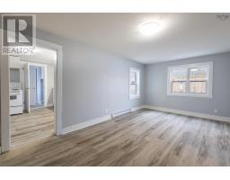 120-124 Colby Street, Sydney, NS B1P3R2 Photo 12