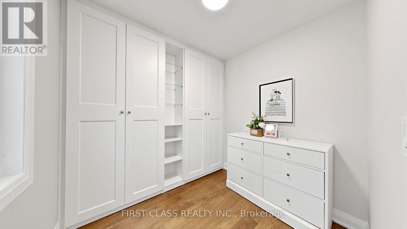 2337 DEVON ROAD - Image 32