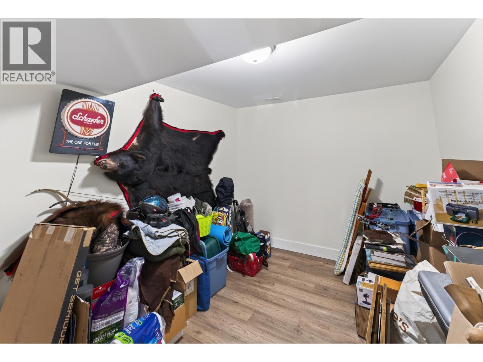 Photo 29 of 37 — 2077 SOMMERVILLE ROAD · Prince George, BC