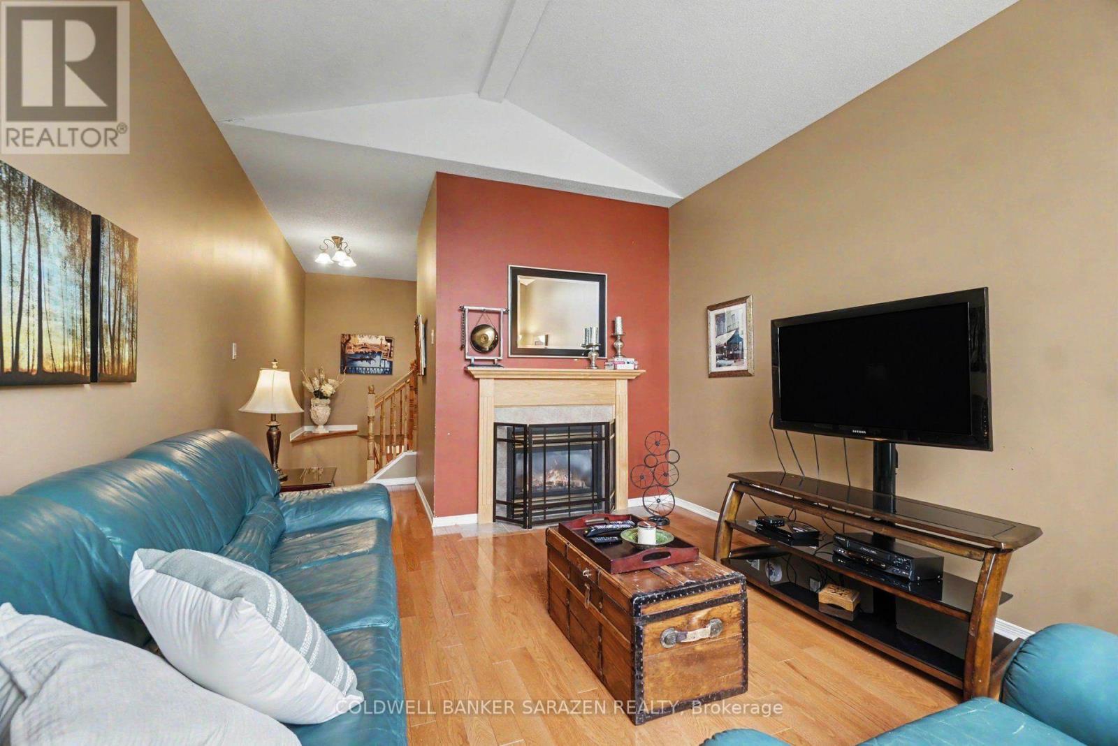 2020 BREEZEWOOD STREET - 15