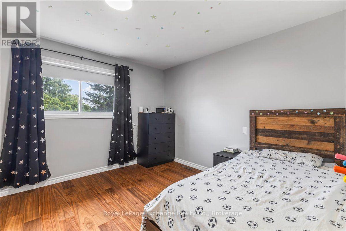 377 PRINCES STREET S - Image 13