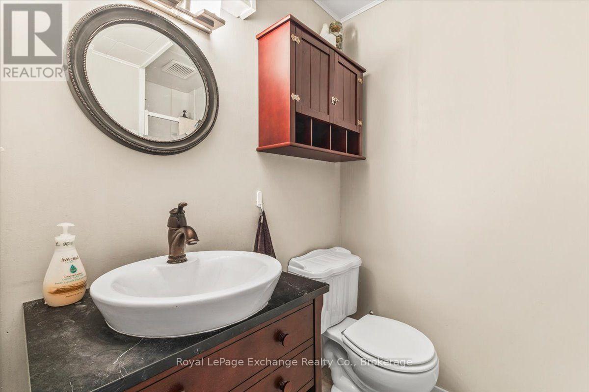 377 PRINCES STREET S - Image 21