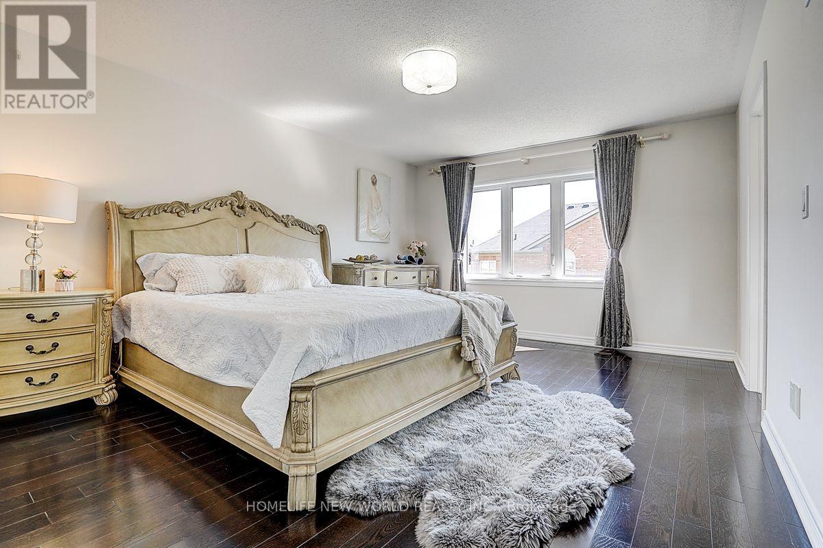 35 WERMOTH COURT - 24