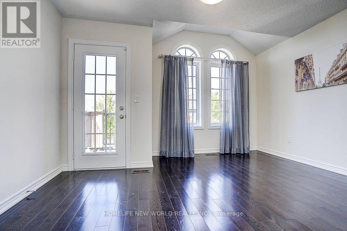 35 WERMOTH COURT - 33