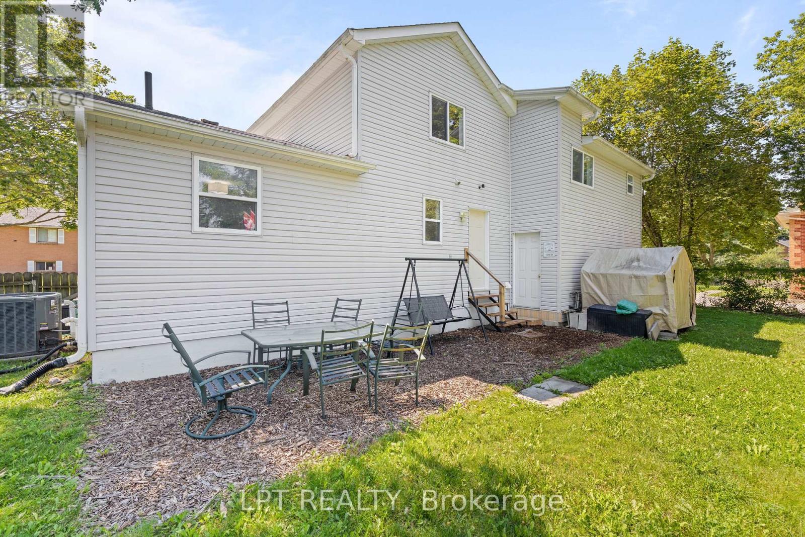 77 MUNRO ST WEST STREET W - 28