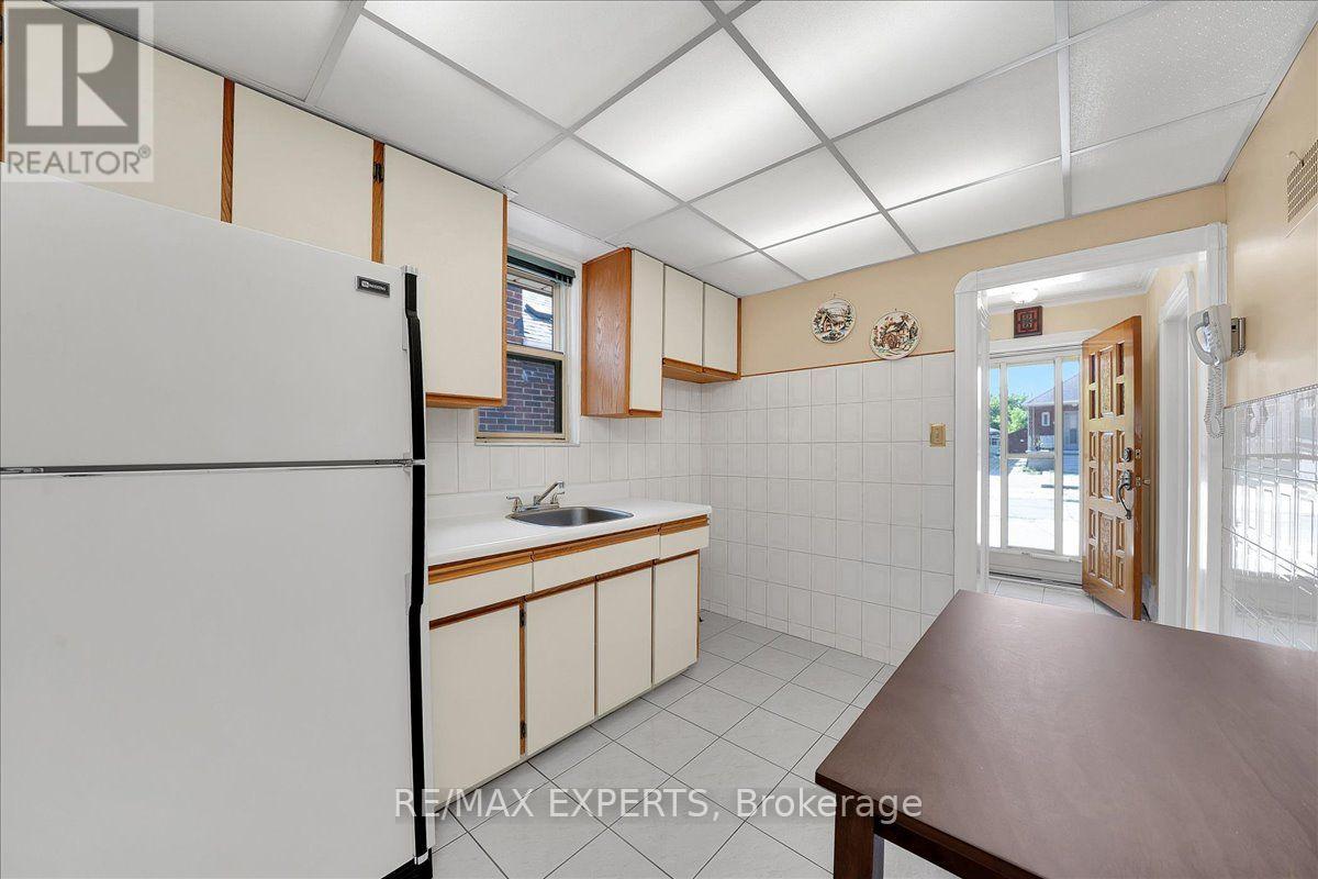 340 WHITMORE AVENUE - 17