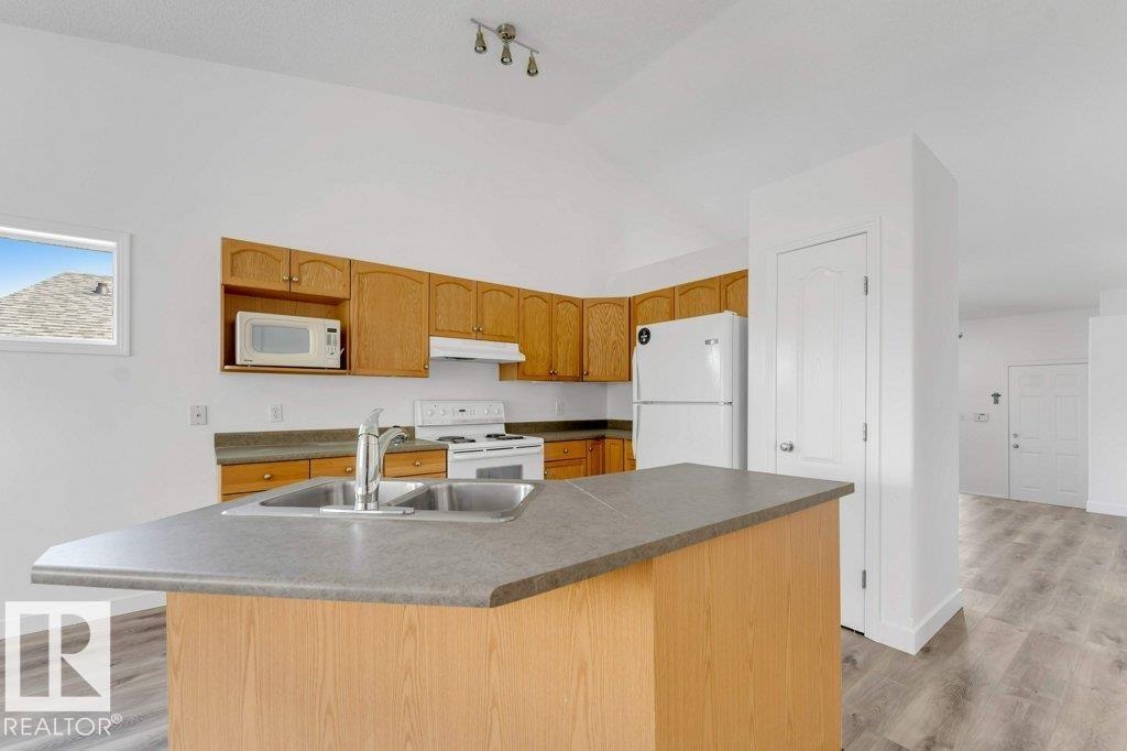 4812 148 AV NW - 19