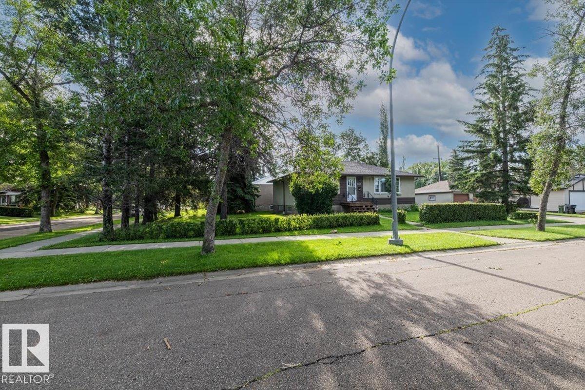 11049 145 ST NW - Image 5