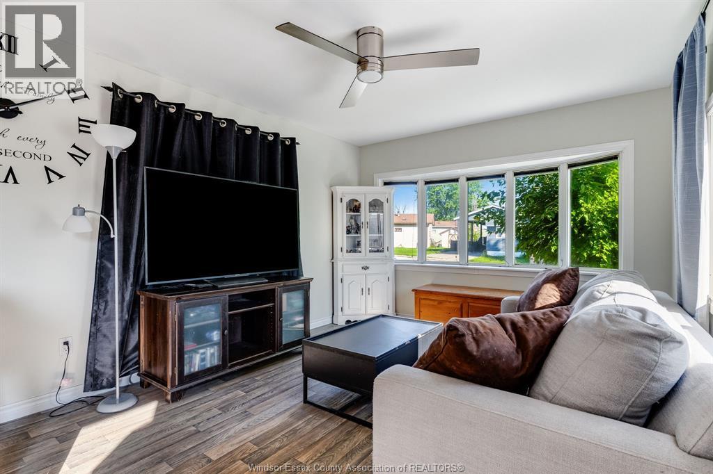 29 Parkside DRIVE - 3