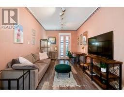 Primary Bedroom - 1089 Mt Pleasant Road, Toronto, ON M4P2M7 Photo 6