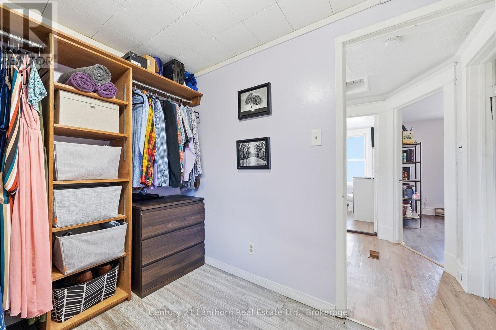 8 BETTES STREET - Image 27