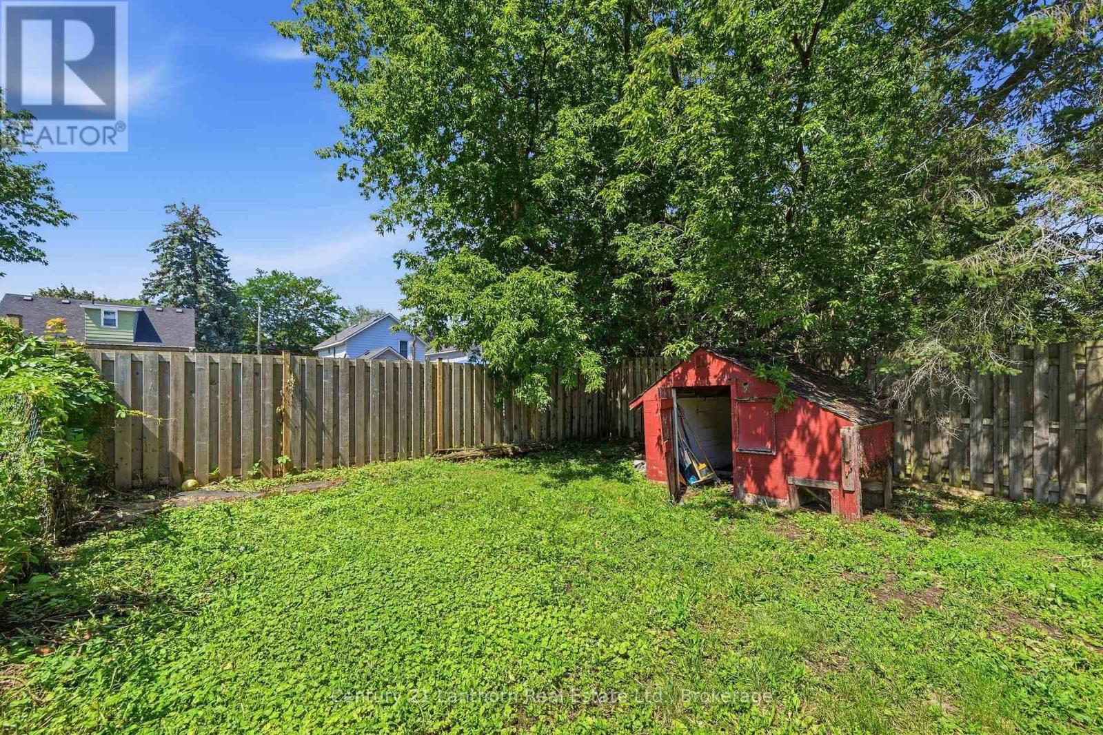 8 BETTES STREET - Image 41