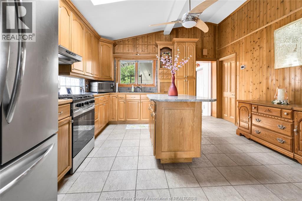 91 WILLOW BEACH - 28