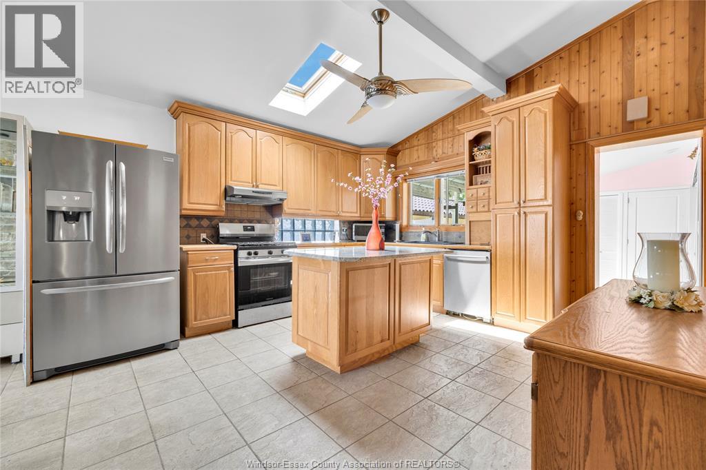 91 WILLOW BEACH - 27