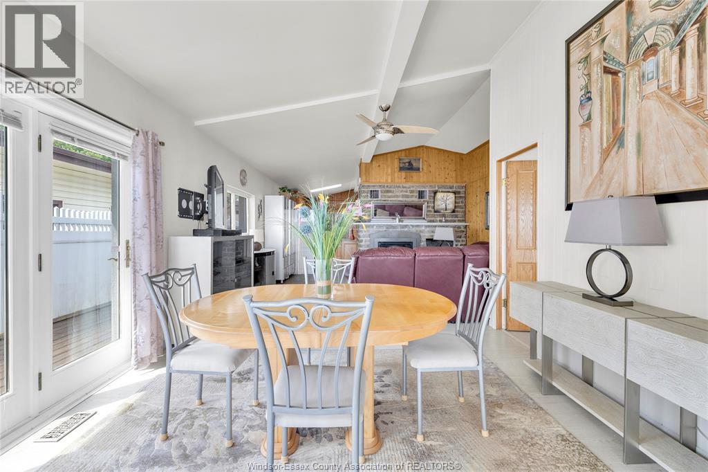 91 WILLOW BEACH - 38