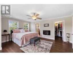 528 St. Thomas Line thumbnail 21