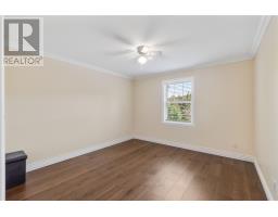 528 St. Thomas Line thumbnail 31