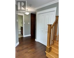 528 St. Thomas Line thumbnail 4