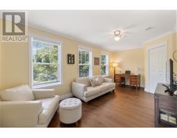 528 St. Thomas Line thumbnail 6