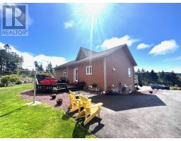 1432 Main Road thumbnail 9