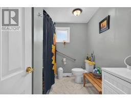 110A Main Street thumbnail 19