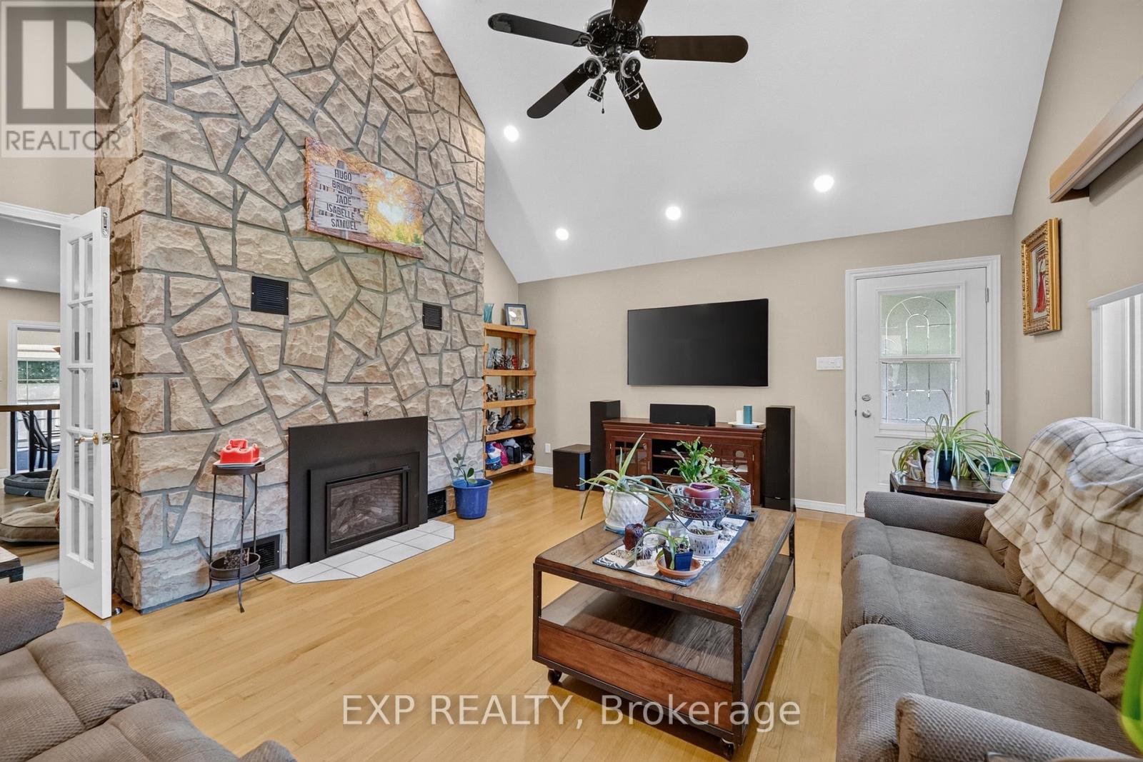 2737 BOUVIER ROAD - Image 11