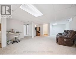 28 Peglar Crescent, Centre Wellington, ON N1M3T3 Photo 26