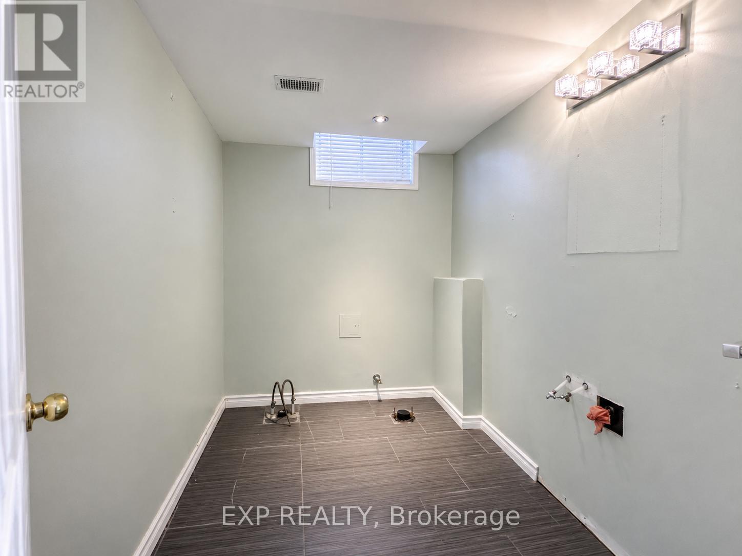 57 DEAN AVENUE - Image 28
