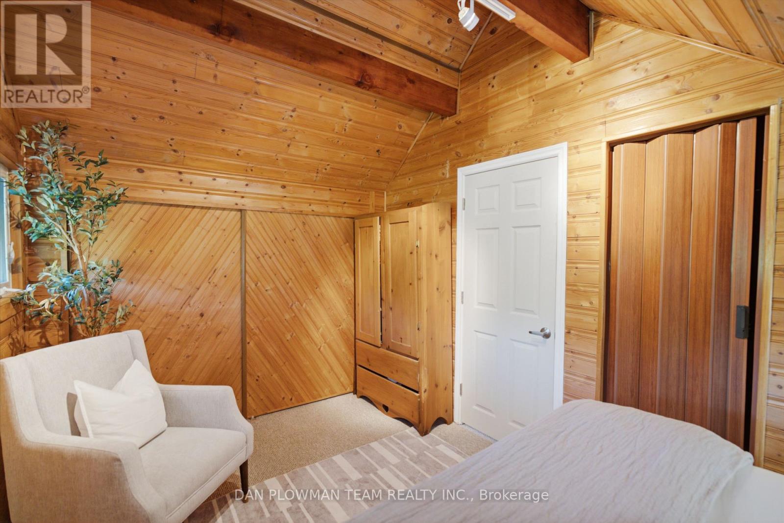 9 VALLEY ROAD - Image 30