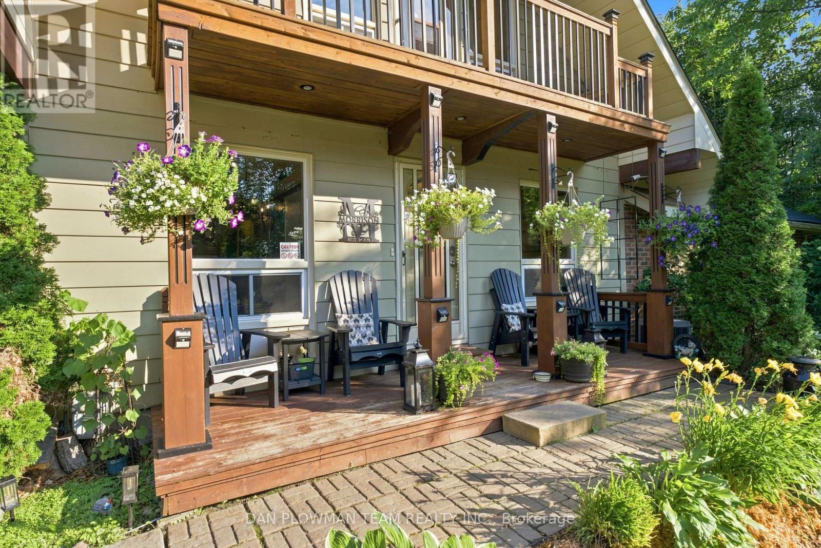 9 VALLEY ROAD - Image 4