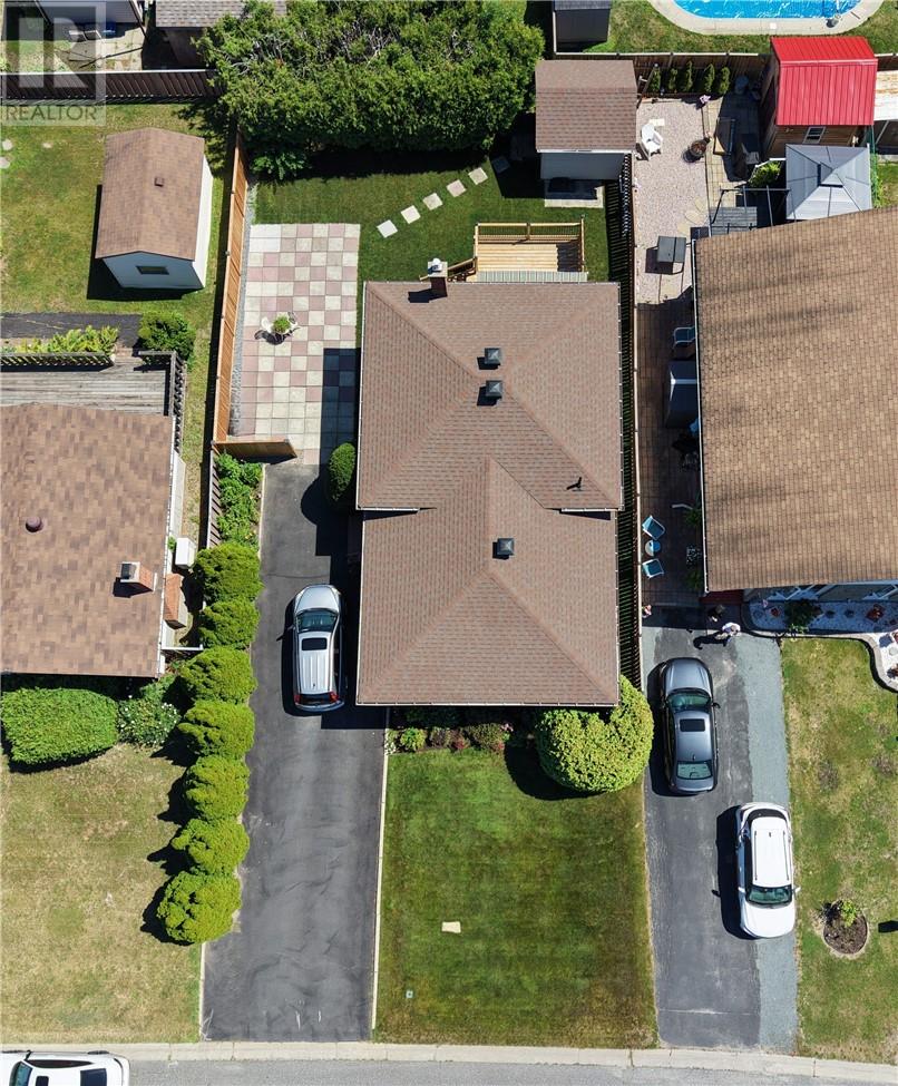 1556 Yarmouth Street - Image 67