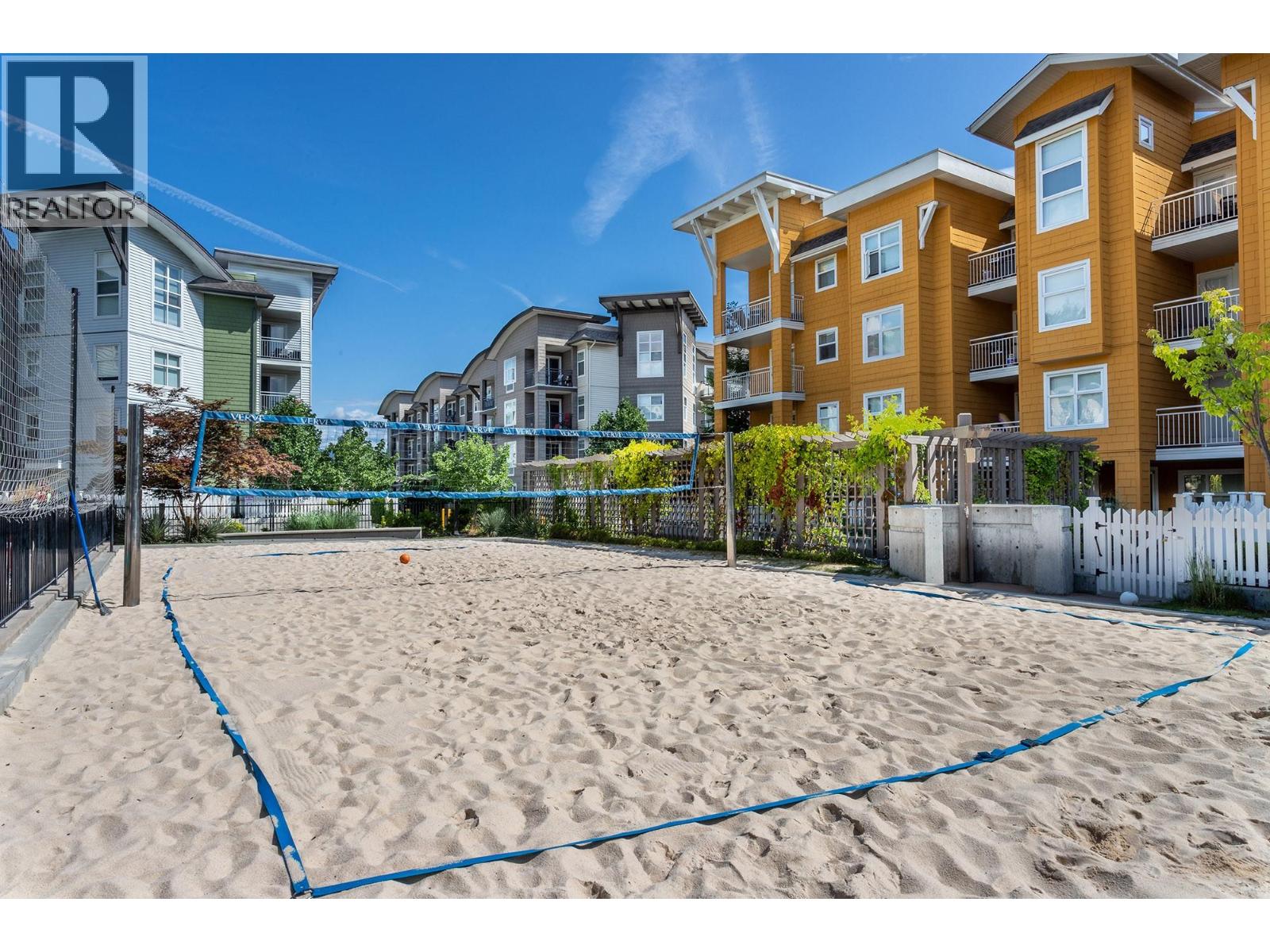 206 555 Yates Road, Kelowna