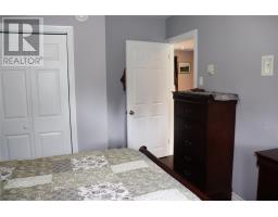 68 Main Road thumbnail 19