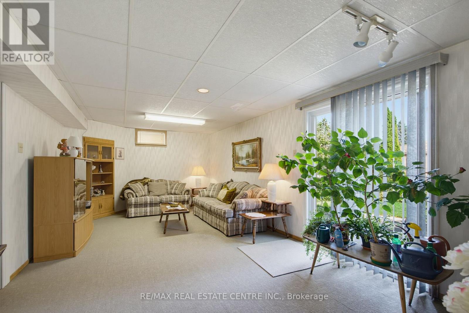310 BAILEY DRIVE - 25