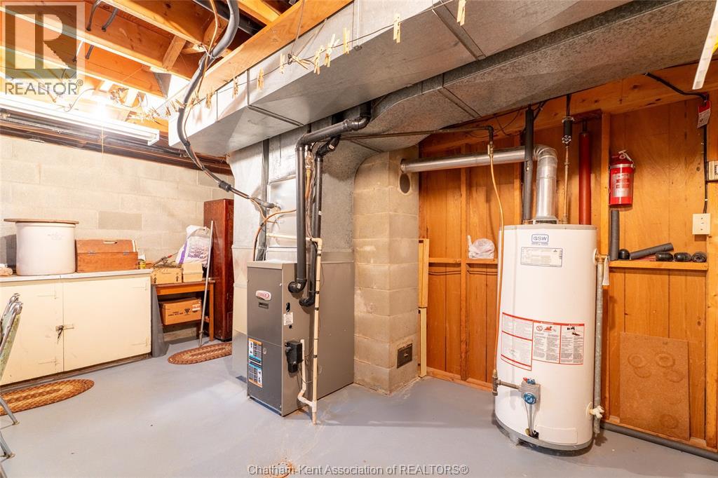 22 PEMBROKE CRESCENT - 35