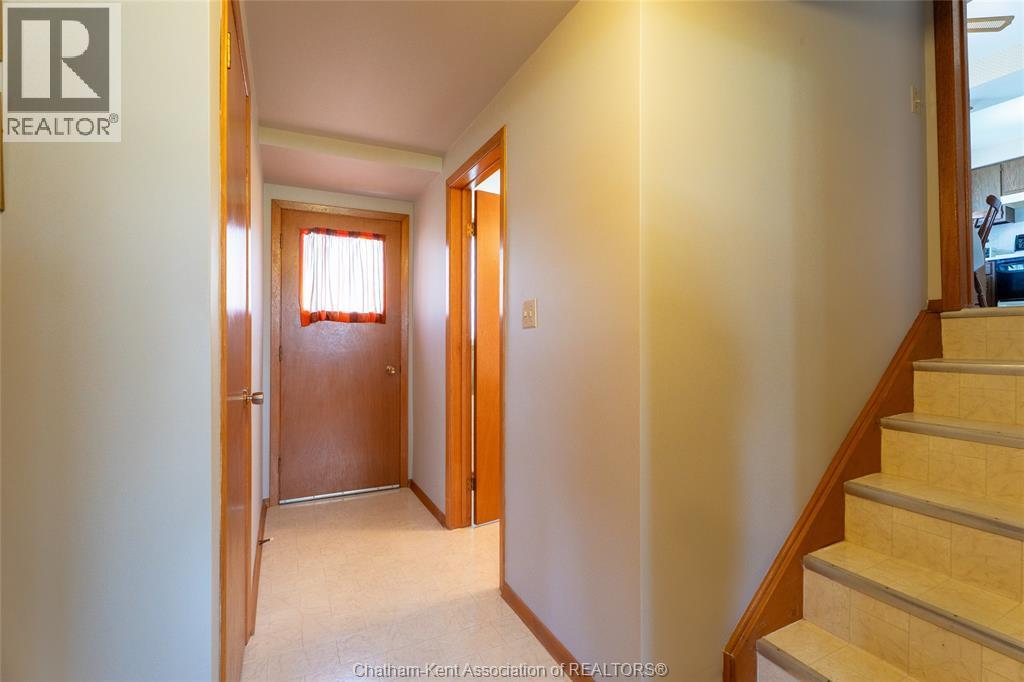 22 PEMBROKE CRESCENT - 37