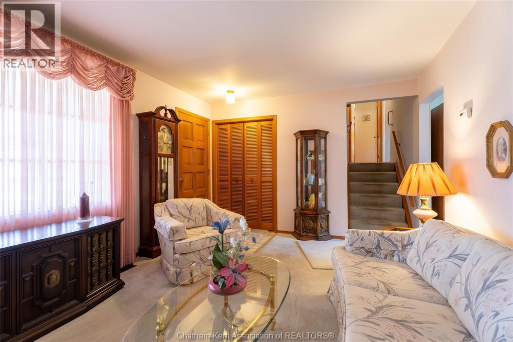 22 PEMBROKE CRESCENT - 6