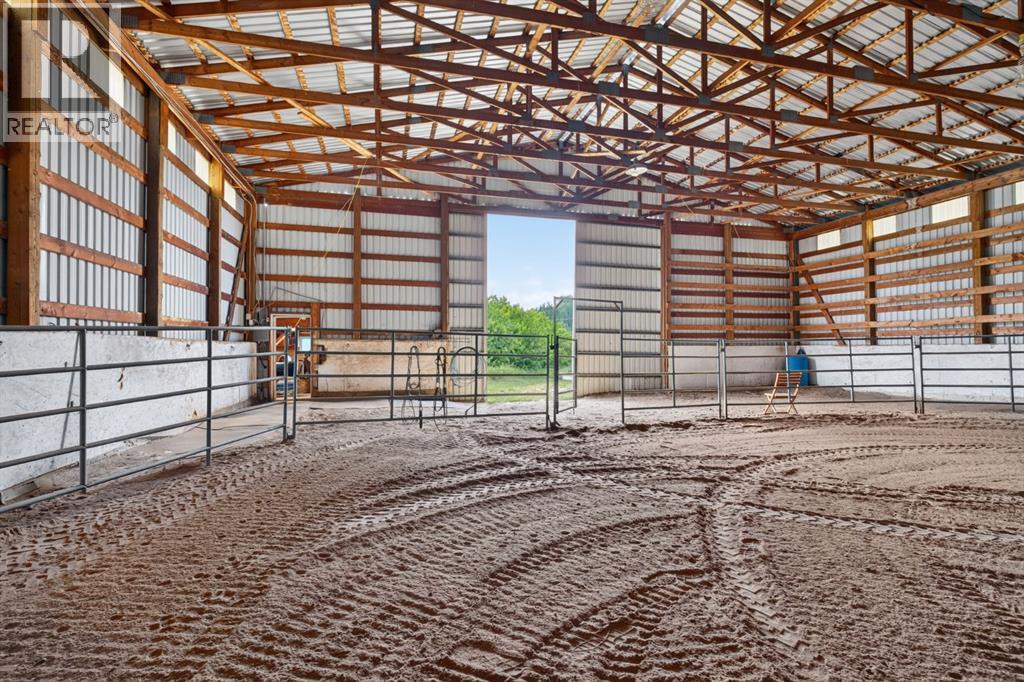 274136 272 Street W - 39