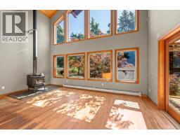 1918 Chelsea Rd, Courtenay, BC V9J1V7 Photo 14