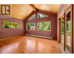 1918 Chelsea Rd, Courtenay, BC V9J1V7 Photo 28