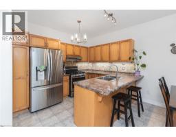 102 Willow Lane, Grimsby, ON L3M5P7 Photo 15