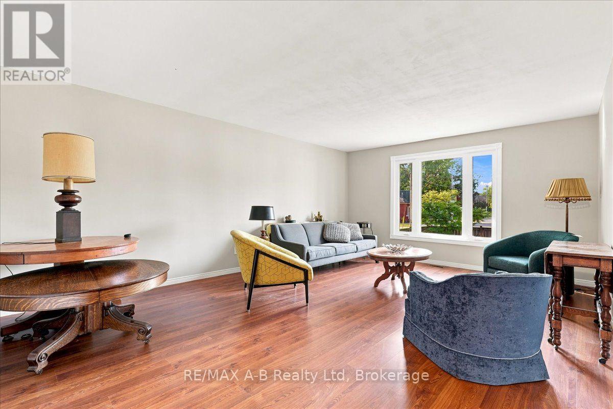15 RAILWAY STREET - 18