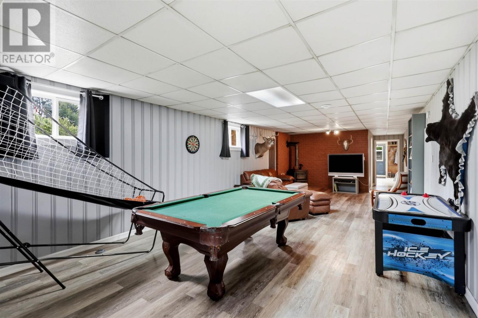 608 Robb RD - Image 22
