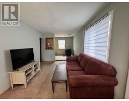 Porch - 9 Aberdeen St S, Chapleau, ON P0M1K0 Photo 8