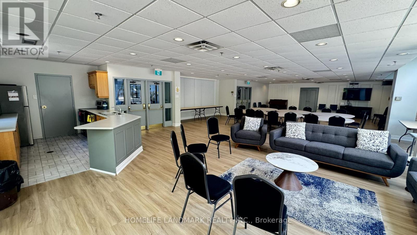 #707 100 COUNTY COURT BOULEVARD - 37